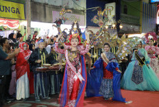 Ribuan Peserta Meriahkan Pawai Budaya
