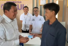 Sidak Layanan Adminduk di Kecamatan Cisauk, Bupati Maesyal Puji Layanan KTP-el Hanya 30 Menit