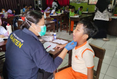 SDN Cipondoh 5 Edukasi Siswa Praktik Sikat Gigi 