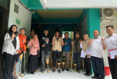 Tujuh Warga Terima Kaki Palsu