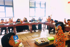 SDN Cangkudu II: Susu Jadi Menu Favorit Siswa 