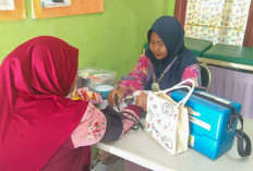 Puluhan Warga Pangadegan di Cek Kesehatan