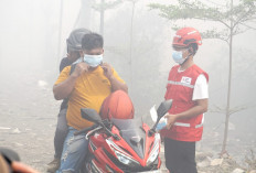 Kebakaran TPA Jatiwaringin Hanguskan 5 Hektare Lahan, Warga Diminta Kurangi Aktivitas di Luar Rumah