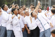 Kampanye Kesehatan Mental di SMAN 1 Tangsel, Benyamin Ajak Pelajar Bangun Karakter Positif