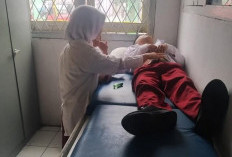 Siswa SDN Solear I Belajar Jadi Dokter