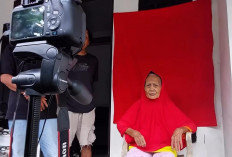 Pelayanan Adminduk Jemput Bola, Permudah Lansia Dapatkan KTP-el