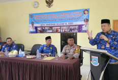 Anggota Redkar dan Warga Benda Baru Dilatih Tanggap Kebakaran