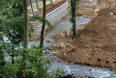 Sungai Kalumpang Padarincang Diduga Dibelokkan, Warga Khawatir Ganggu Irigasi Pertanian