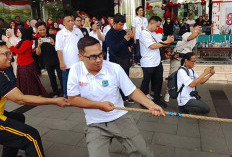Wawali Pilar Ikut ‘Adu Otot’ di Lomba 17-an