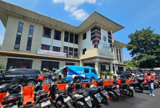 Ringankan Beban Masyarakat, Tingkatkan PAD