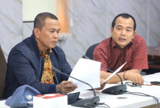 Dewan Evaluasi Usulan Tiga Raperda 