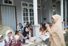 Dewi Ajak Warga Tingkatkan Gemar Membaca