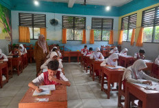 Melihat Ujian Sekolah di SDN Larangan 11 Kota Tangerang, Yang Mudah  Duluan, Yang Sulit Belakangan