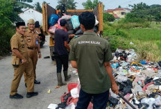 Camat dan Kades Kompak Bersihkan Sampah