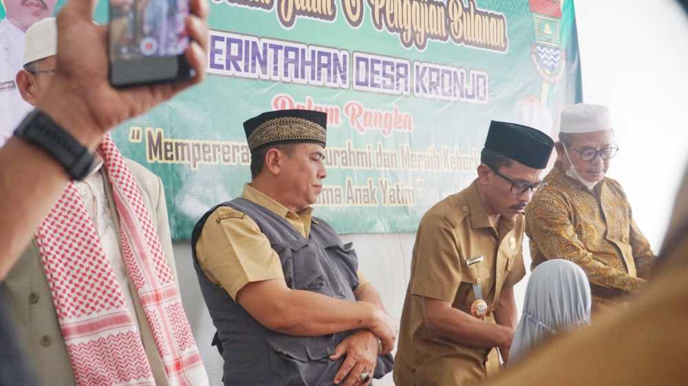 Gaji Kades Kronjo Habis untuk Anak Yatim