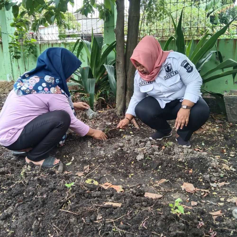 Pemdes Rawa Boni Bantu Petani