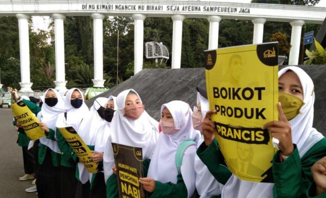 MUI Kota Tangsel Ajak Masyarakat Boikot Produk Prancis, Sebar Seruan ke Grup WA dan Ormas Islam