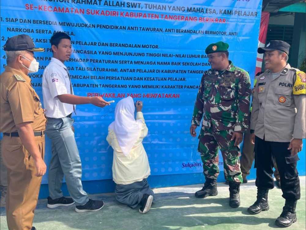 Pelajar Sukadiri Deklarasi Anti Tawuran