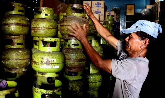 Gas 3 Kilogram Mulai Langka