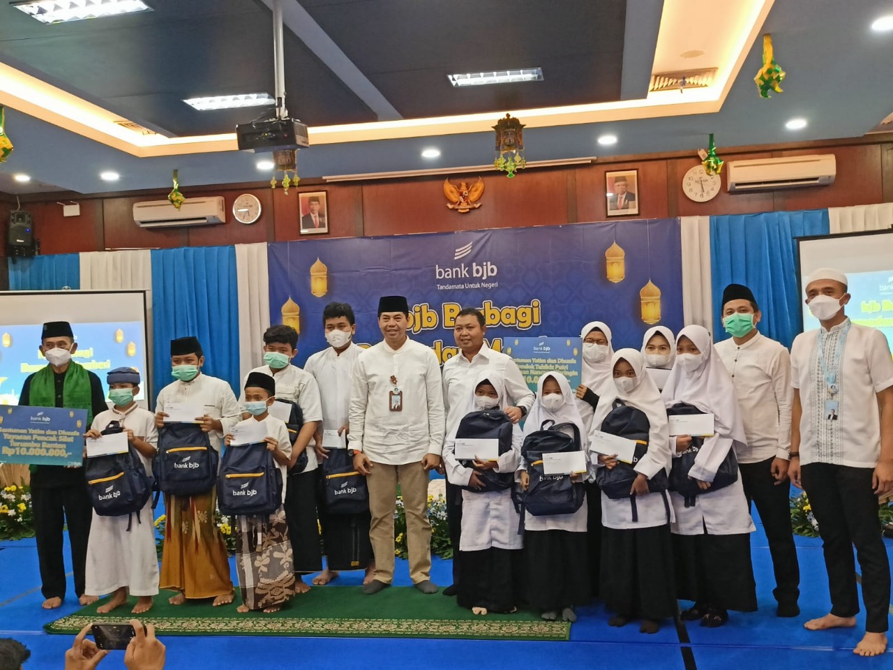 Safari Ramadan Bank Bjb, Bantu Yayasan hingga Santuni Anak Yatim