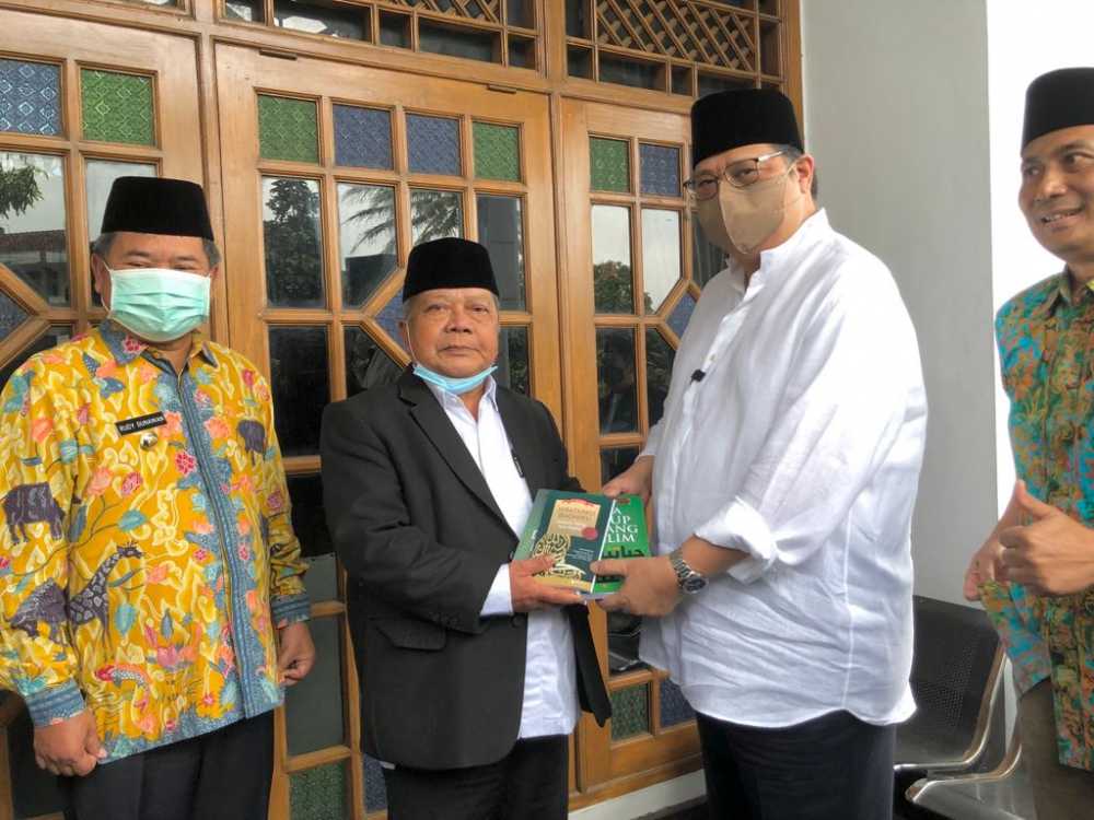 Safari Ramadan di Garut, Masyarakat Doakan Airlangga Presiden 2024