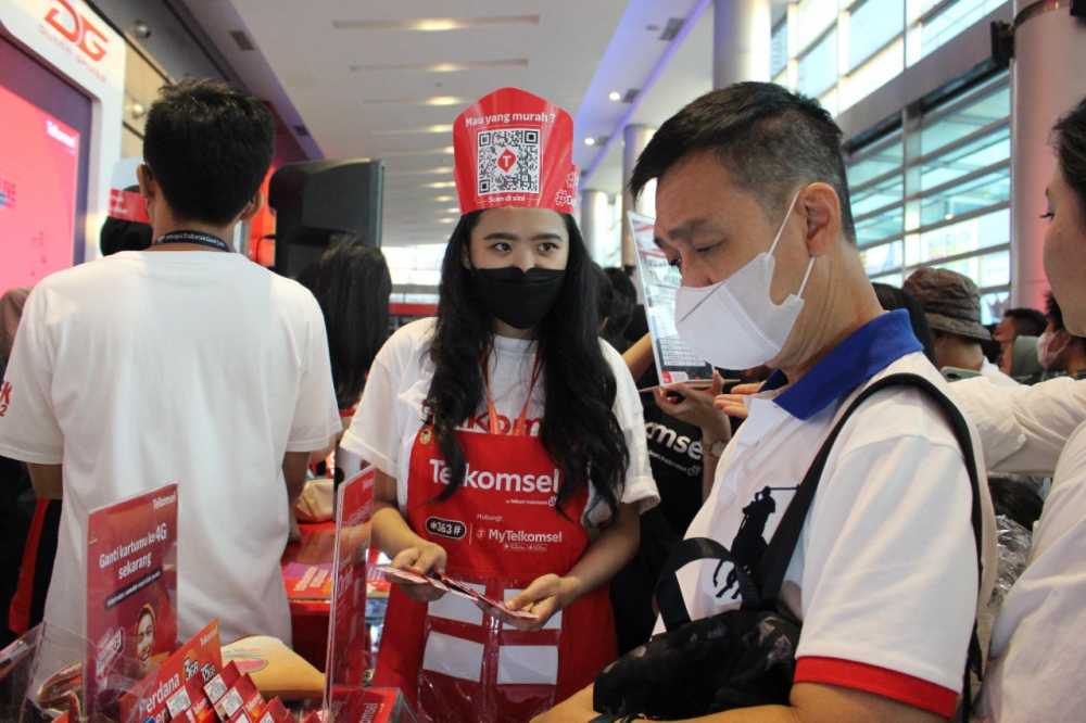 Keseruan Booth Telkomsel di Jakarta Fair, Bertabur Hadiah dan Artis