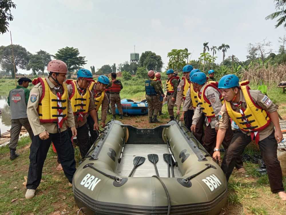 Anggota Pramuka Kota Tangsel Dilatih Rescue