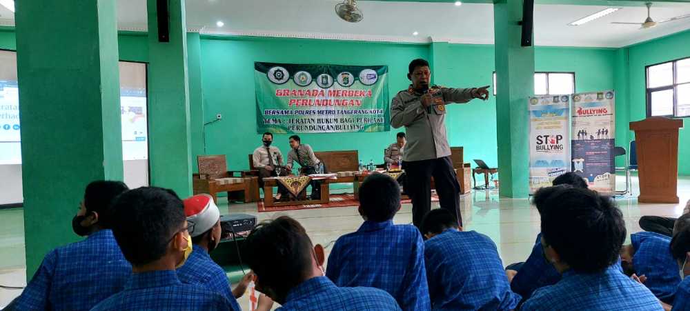 Edukasi Siswa Pahami Bahaya Bullying, SMPIT Granada Gelar Seminar Antibullying