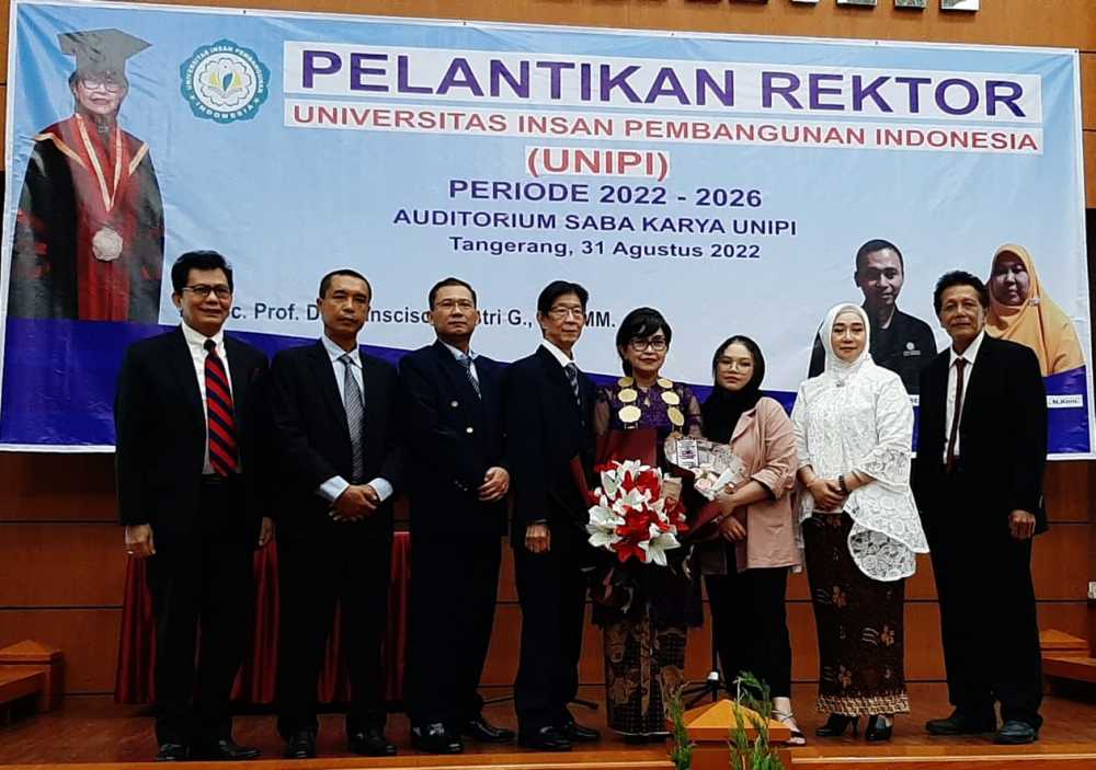 Profesor Francisca Sestri Dilantik Jadi Rektor UNIPI