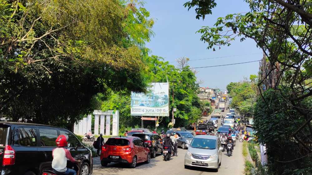 Perkuliahan Unpam Dimulai Arus Lalin Macet Dua Kilo Meter