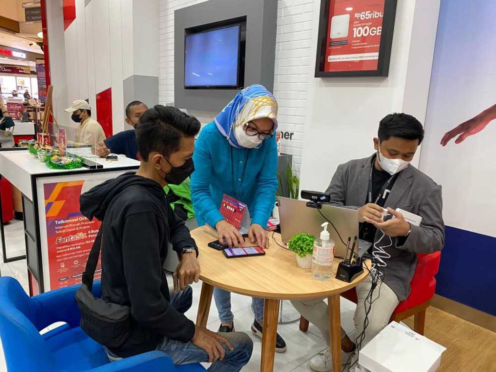 Manajemen  Telkomsel Area Jabotabek Jabar Sapa Langsung Pelanggan