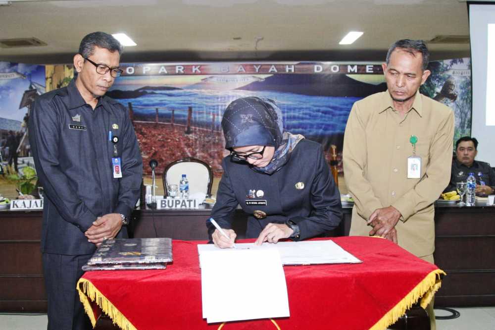 Pemkab Lebak Hibahkan Tanah Ke Poltekes Banten