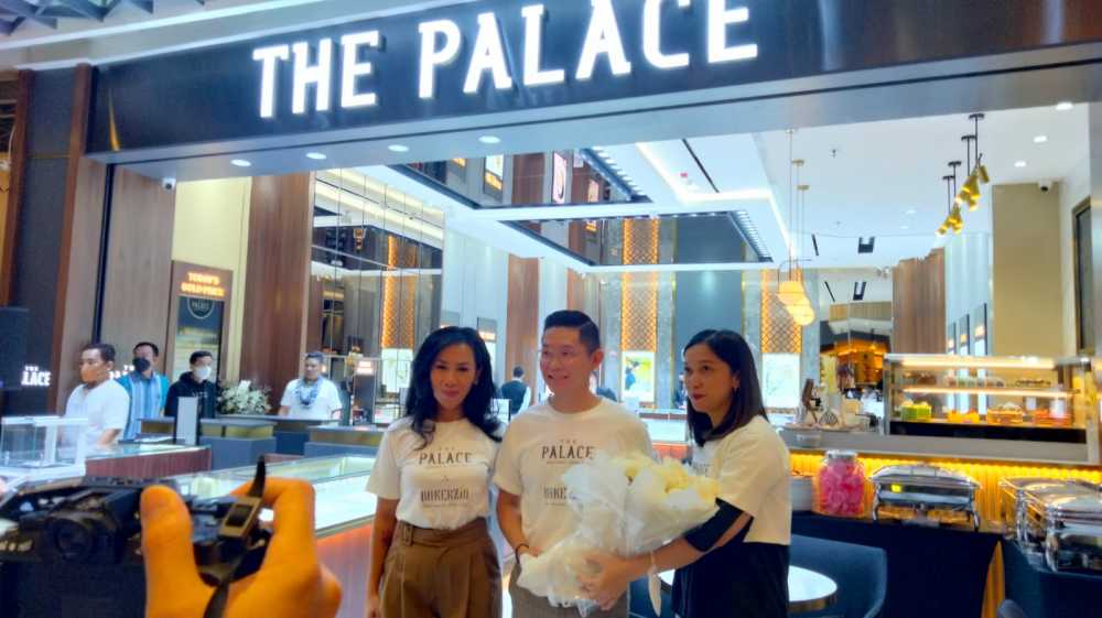 The Palace Buka Toko Baru di Living World Alam Sutera