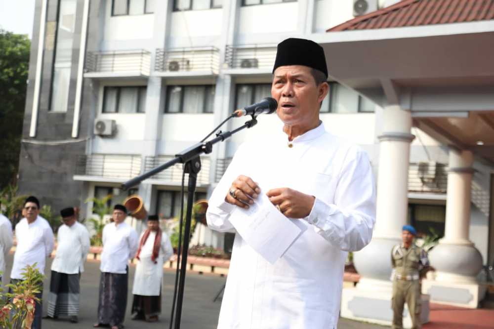 Syafrudin Pimpin Apel Hari Santri