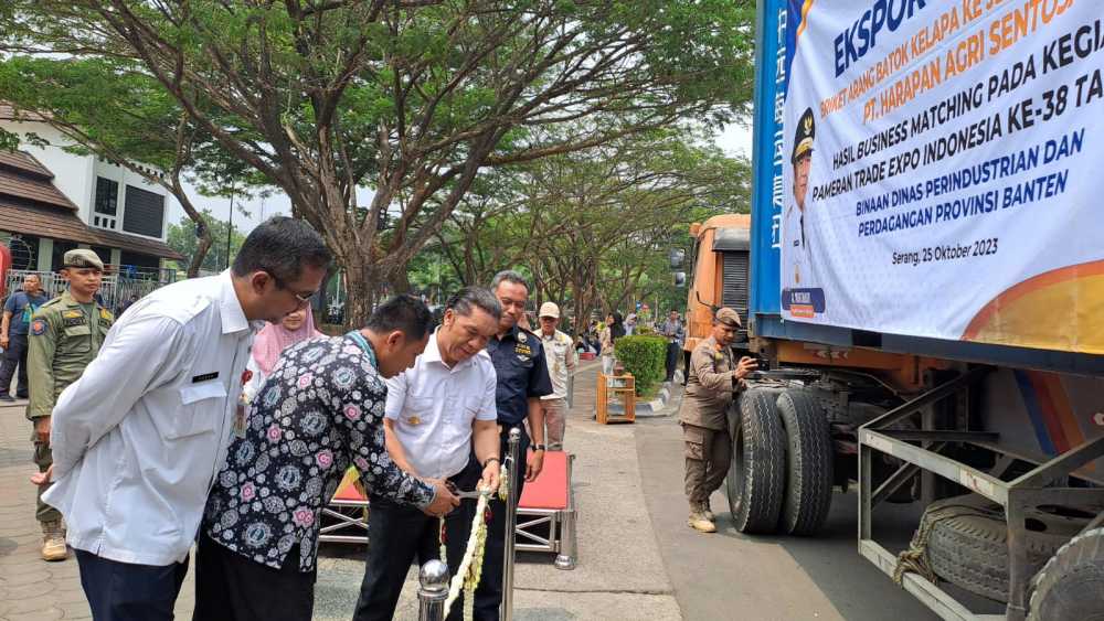 Perdana, Arang Kriket Asal Banten Ekspor ke Arab Saudi