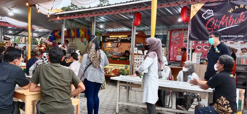 JFC Warna Baru Wisata Kuliner di Pasar Lama Dilengkapi Live Music