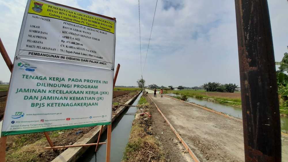 Jalan Mirip Kubangan Kerbau Dibangun