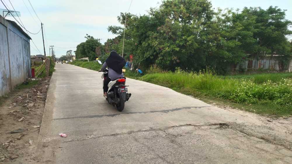 Pemdes Blimbing Lakukan Perbaikan Jalan Pipa