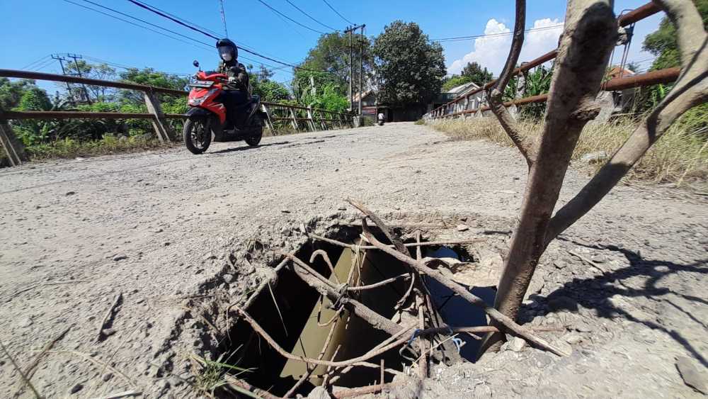 Dibangun Tahun 1970-an, Jembatan Legok Rapuh dan Berlubang