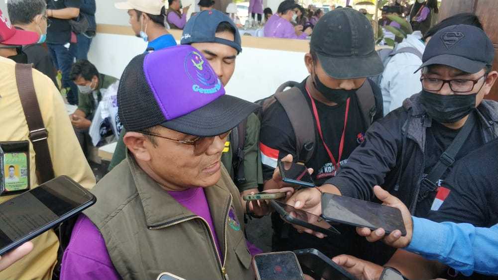 Dinilai Sebagai Pemimpin Pembawa Perubahan, Kholid Ismail Dianugrahi Sebagai Legislator Terbaik 2022