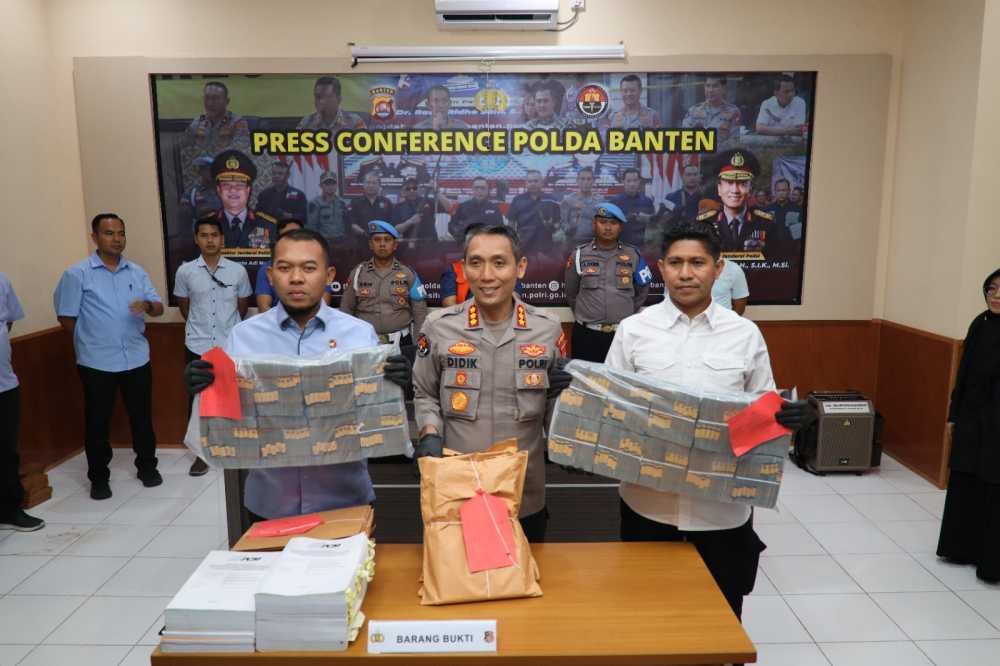 Polda Banten Tangkap 2 Tersangka Korupsi Pembangunan Jalan Akses Pelabuhan Warnasari