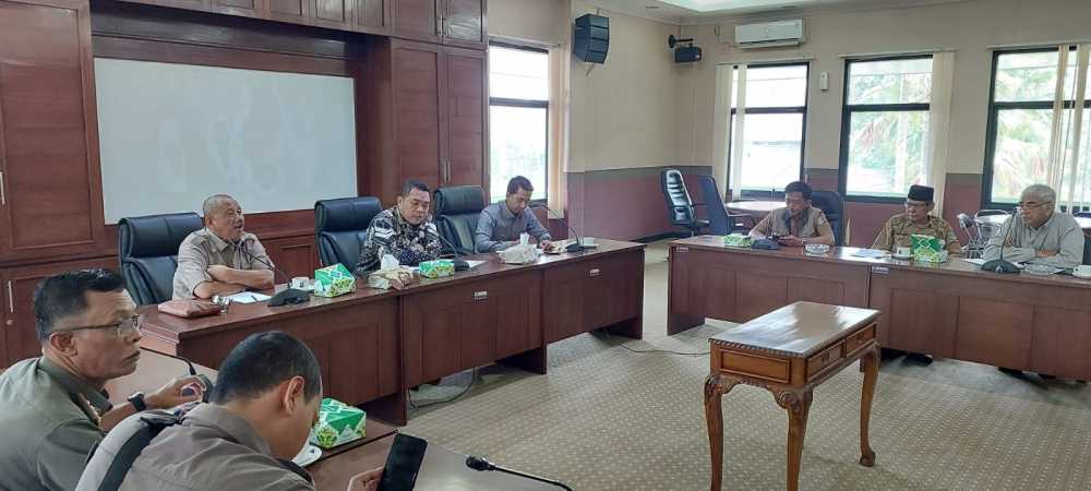 Hearing Komisi I DPRD dengan Warga Komplek Mutiara Garuda, 174 Kios Liar Ditertibkan Usai Lebaran