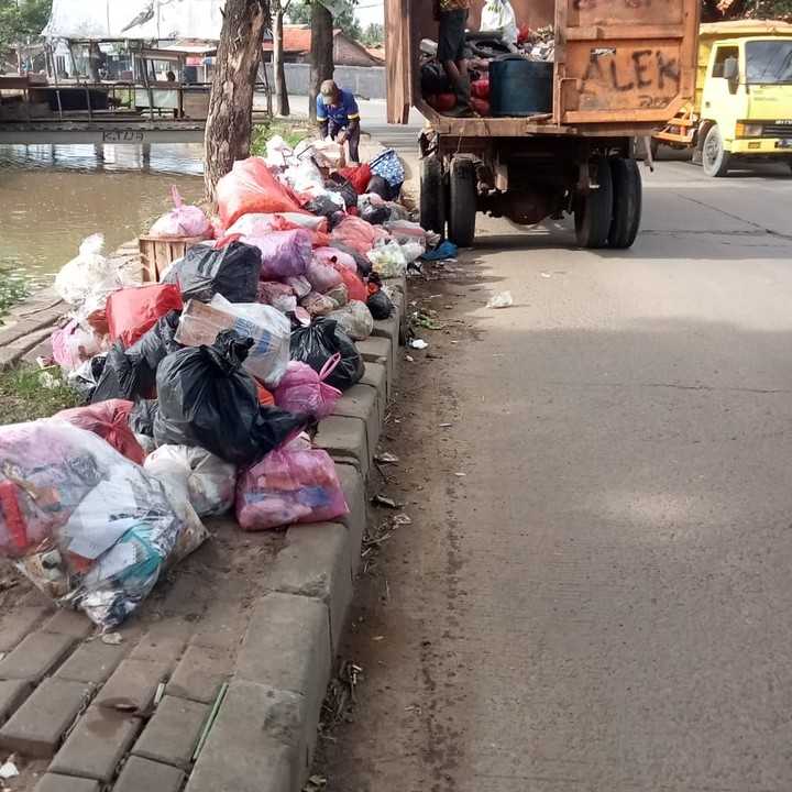 Camat Teluknaga Minta Warga Kelola Sampah