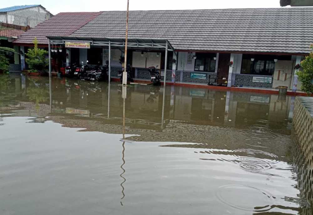 Banyak Sekolah di Kosambi Terendam Air Saat Musim Hujan,  Swasta Diminta Ikut Tangani Banjir