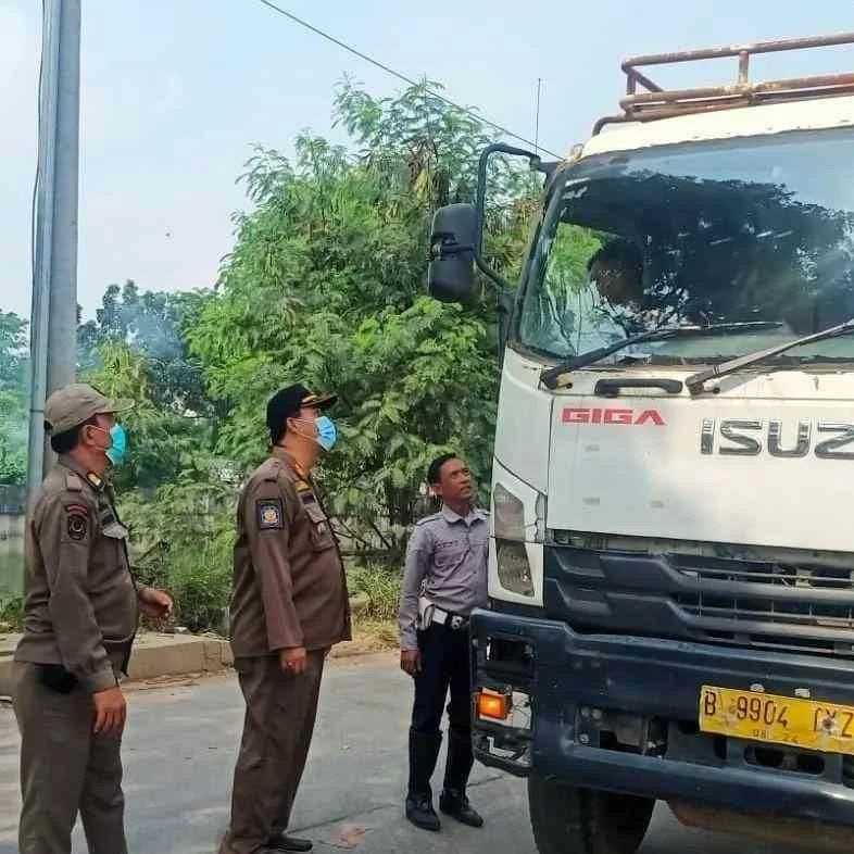 Langgar Jam Operasional, Sopir truk Bakal Ditindak