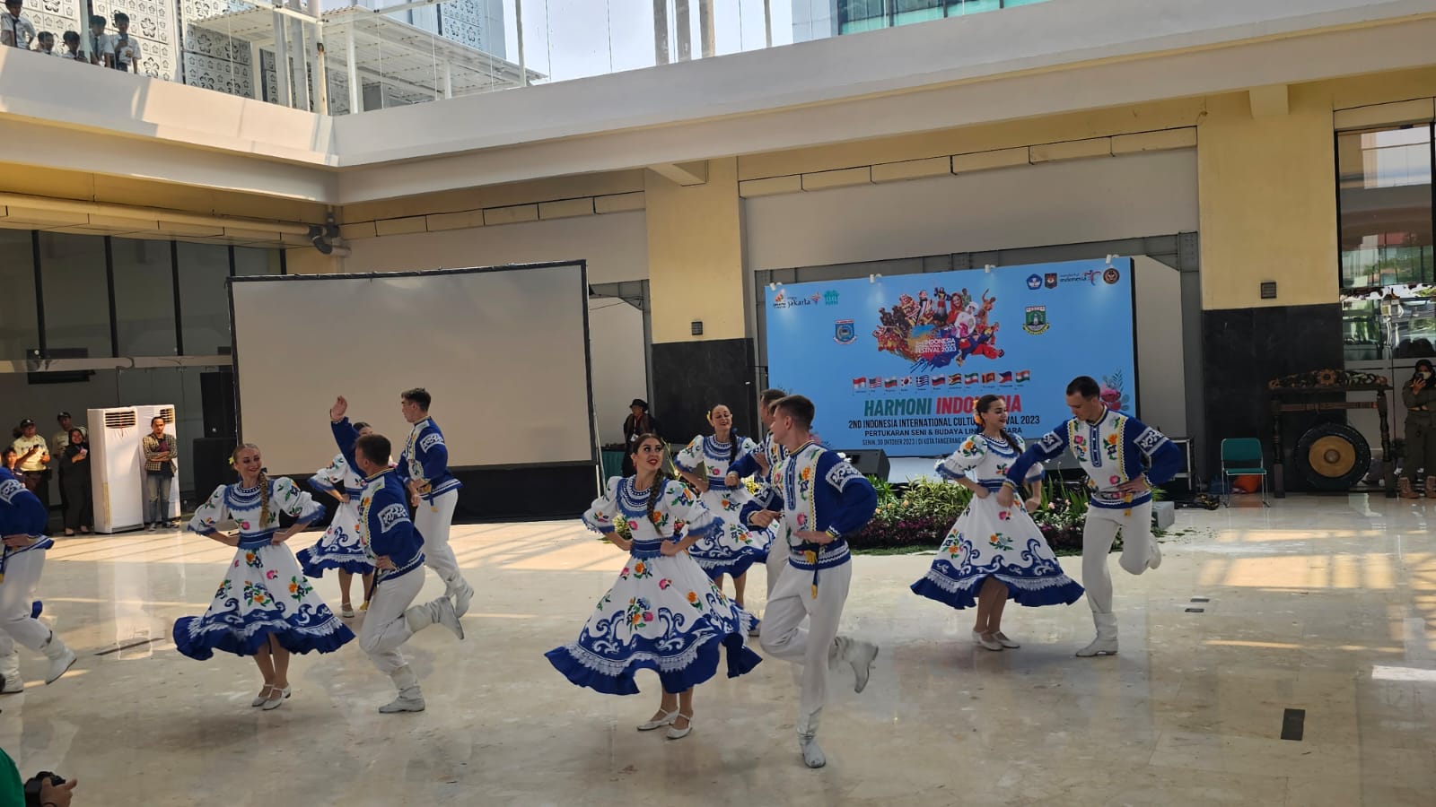 11 Negara Ramaikan Pertukaran Seni dan Budaya Lintas Negara