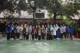 PKM, Dosen dan Mahasiswa FKIP Universitas Esa Unggul Asistensi Guru SDN Kedoya Utara 03