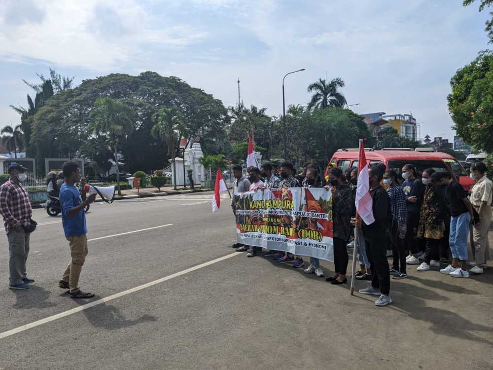 Mahasiswa dan Pelajar Papua Aksi Solidaritas Dukung DOB