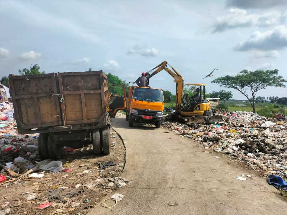 DLHK Kabupaten Tangerang Gerebek Sampah di Lapak Ilegal