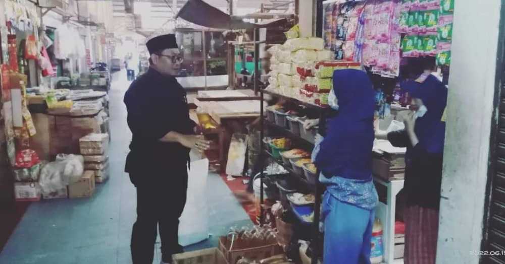 Minyak Goreng Subsidi “Minyak Kita” Langka di Pasaran Kabupaten Tangerang